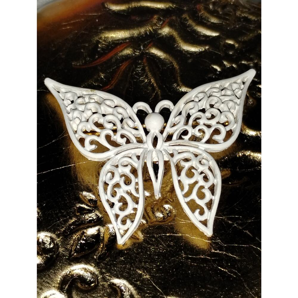 Vintage Crown Trifari White Enamel Butterfly Brooch – Openwork Filigree Design